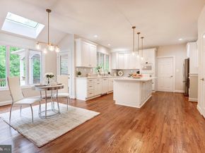 1260 Cobble Pond Way, Vienna VA 22182