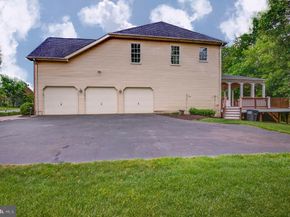 1260 Cobble Pond Way, Vienna VA 22182