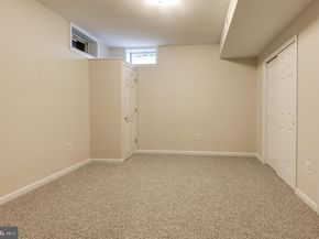 1260 Cobble Pond Way, Vienna VA 22182