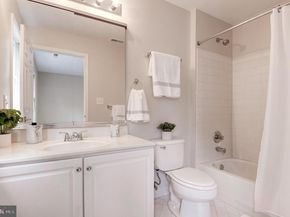 1260 Cobble Pond Way, Vienna VA 22182