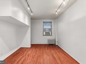 1324 Locust Street 214, Philadelphia PA 19107