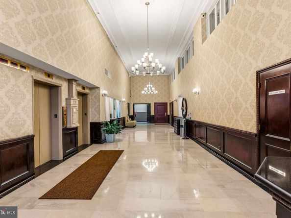 1324 Locust Street 214, Philadelphia PA 19107