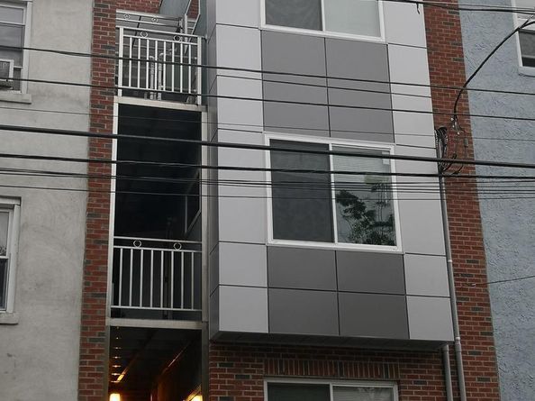 1008 Green Street, Philadelphia PA 19123