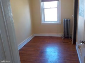 867 E Price Street E, Philadelphia PA 19138