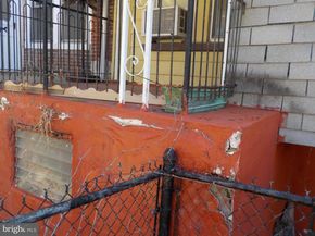 867 E Price Street E, Philadelphia PA 19138