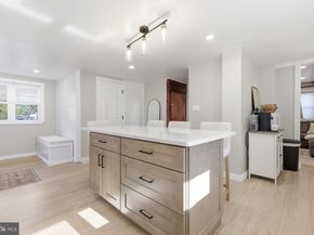 879 Bridgetown Pike, Langhorne PA 19053