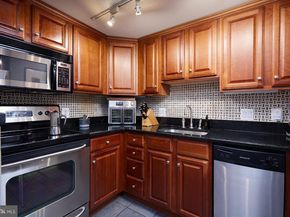 2311 M Street NW 7O6, Washington DC 20037