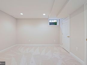 1706 Broadfield Lane, Vienna VA 22182