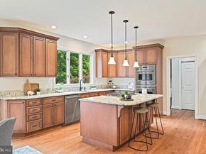 1706 Broadfield Lane, Vienna VA 22182