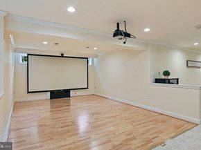 1706 Broadfield Lane, Vienna VA 22182