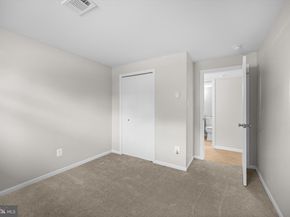 1208 E Iberia Road, Sterling VA 20164