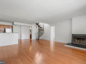 200 Lombard Street 815, Philadelphia PA 19147