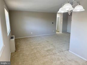 5111 8TH Road S 203, Arlington VA 22204