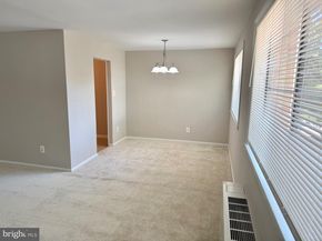 5111 8TH Road S 203, Arlington VA 22204