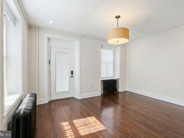 332 W Queen Lane, Philadelphia PA 19144