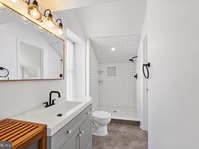 332 W Queen Lane, Philadelphia PA 19144
