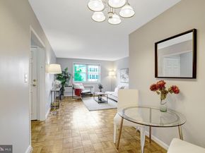 4352 N Pershing Drive 43522, Arlington VA 22203