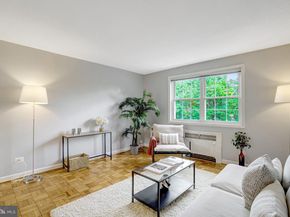 4352 N Pershing Drive 43522, Arlington VA 22203