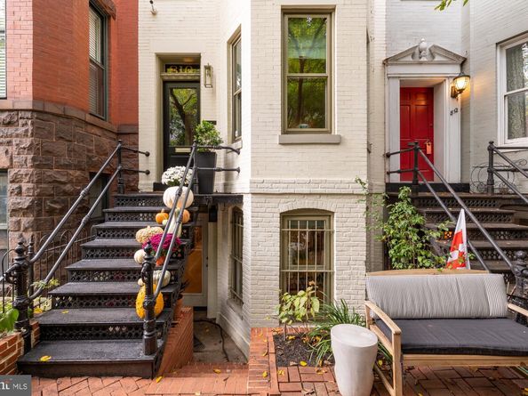810 North Carolina Avenue SE, Washington DC 20003