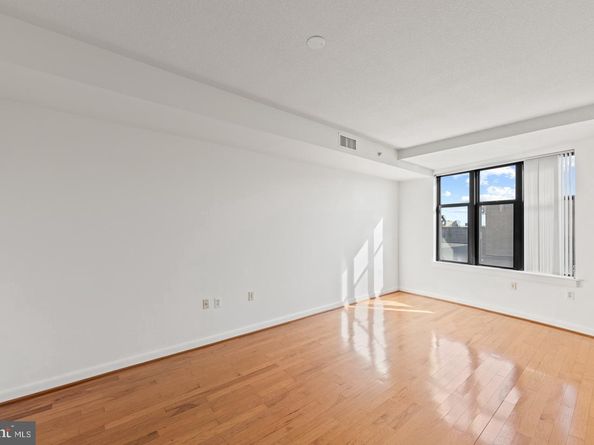 400 Massachusetts Avenue NW 1102, Washington DC 20001
