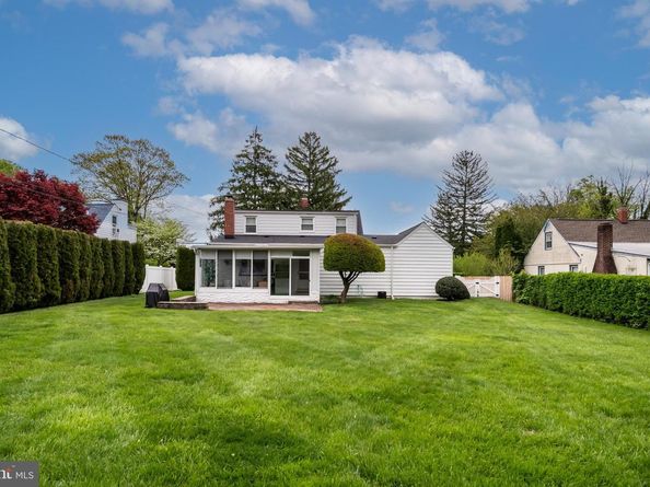 402 Old Eagle School Road, Wayne PA 19087