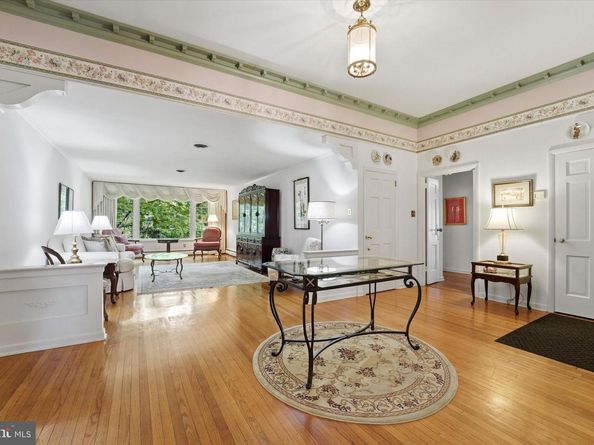 1811 Sharon Road, Jenkintown PA 19046