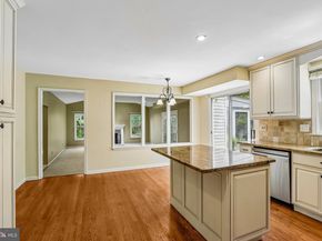 14 Airdrie Court, Paoli PA 19301