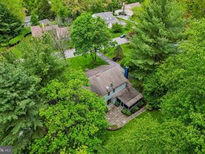 14 Airdrie Court, Paoli PA 19301