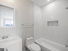 824 18TH Street NE 304, Washington DC 20002