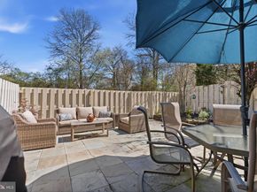 1560 Hummingbird Court, Yardley PA 19067