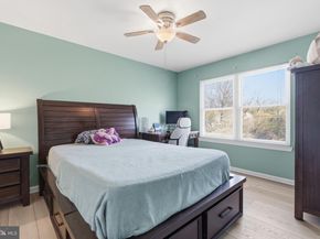 1560 Hummingbird Court, Yardley PA 19067