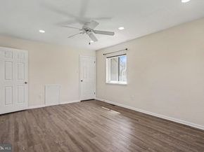 1620 Devon Court, Yardley PA 19067