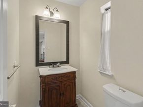 1620 Devon Court, Yardley PA 19067
