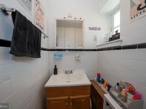 129 Sumac Street, Philadelphia PA 19128