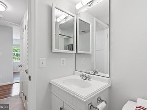 607 Bashford Lane E 3, Alexandria VA 22314