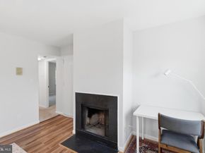 607 Bashford Lane E 3, Alexandria VA 22314