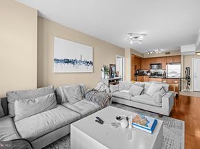 1021 N Garfield Street 715, Arlington VA 22201
