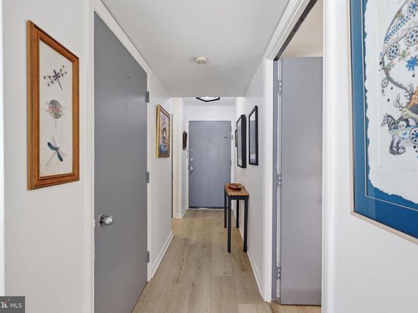 1015 33rd Street NW 402, Washington DC 20007