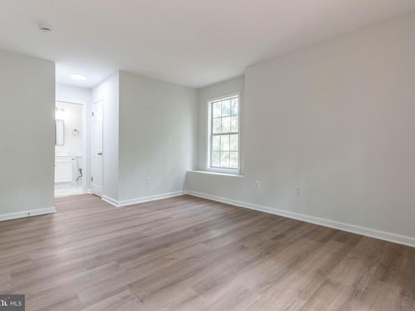 11709 Karbon Hill Court 606A, Reston VA 20191