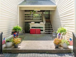 11709 Karbon Hill Court 606A, Reston VA 20191