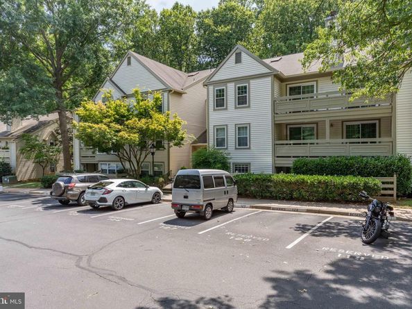 11709 Karbon Hill Court 606A, Reston VA 20191