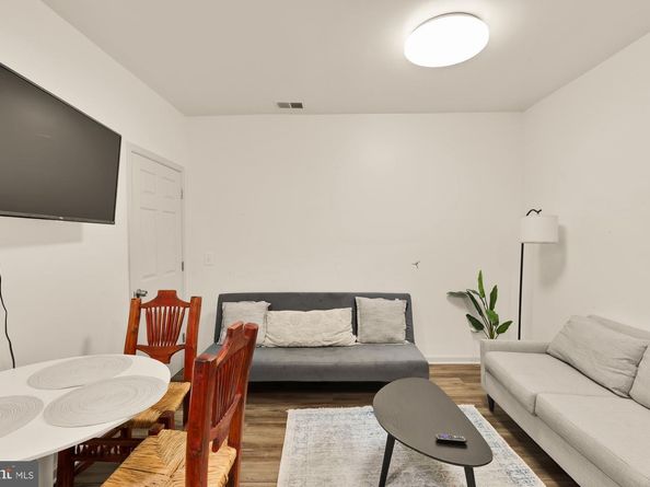 1605 Isherwood Street NE, Washington DC 20002