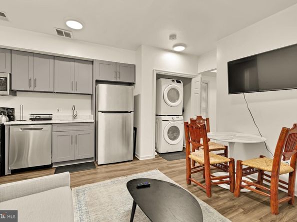 1605 Isherwood Street NE, Washington DC 20002