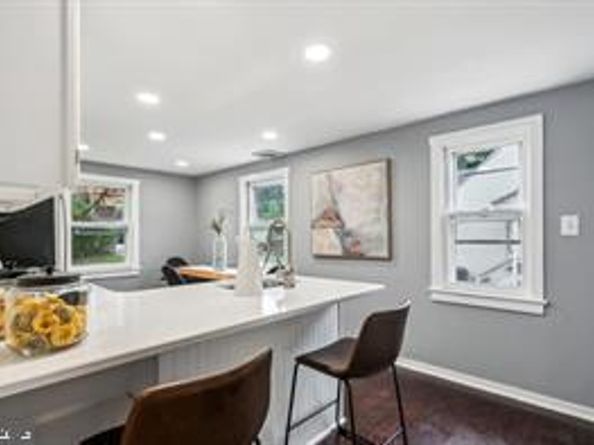 909 Old Lancaster Road, Berwyn PA 19312
