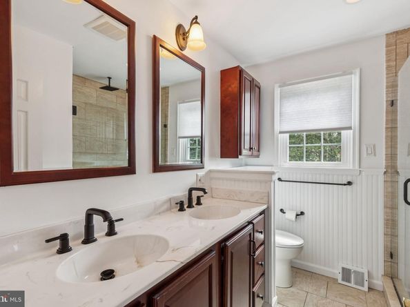 244 Coachlight Terrace, Huntingdon Valley PA 19006