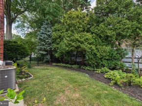 244 Coachlight Terrace, Huntingdon Valley PA 19006
