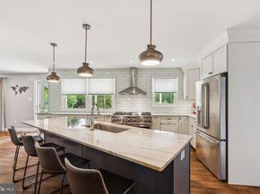 244 Coachlight Terrace, Huntingdon Valley PA 19006