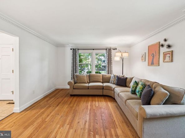 244 Coachlight Terrace, Huntingdon Valley PA 19006