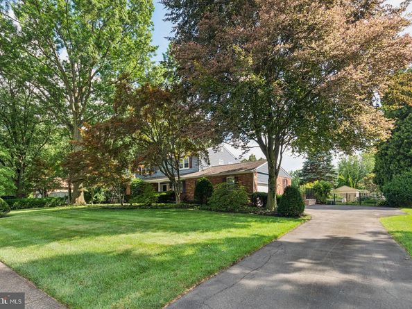 244 Coachlight Terrace, Huntingdon Valley PA 19006