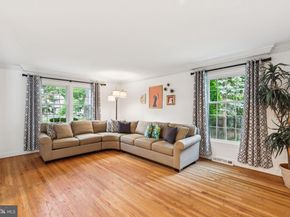 244 Coachlight Terrace, Huntingdon Valley PA 19006